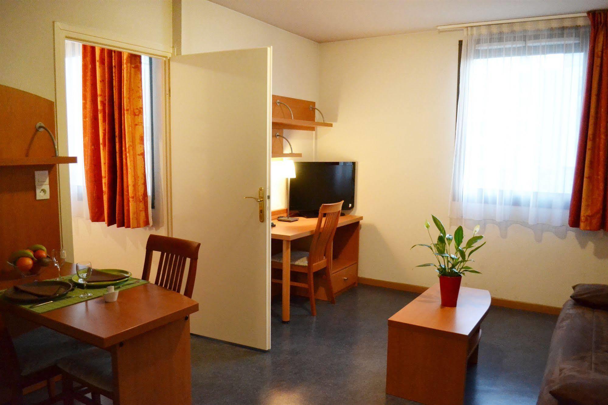 Appart'City Confort Lyon Gerland Екстер'єр фото